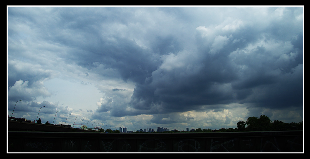 Deux photos du ciel aujourd'hui 15_6_2